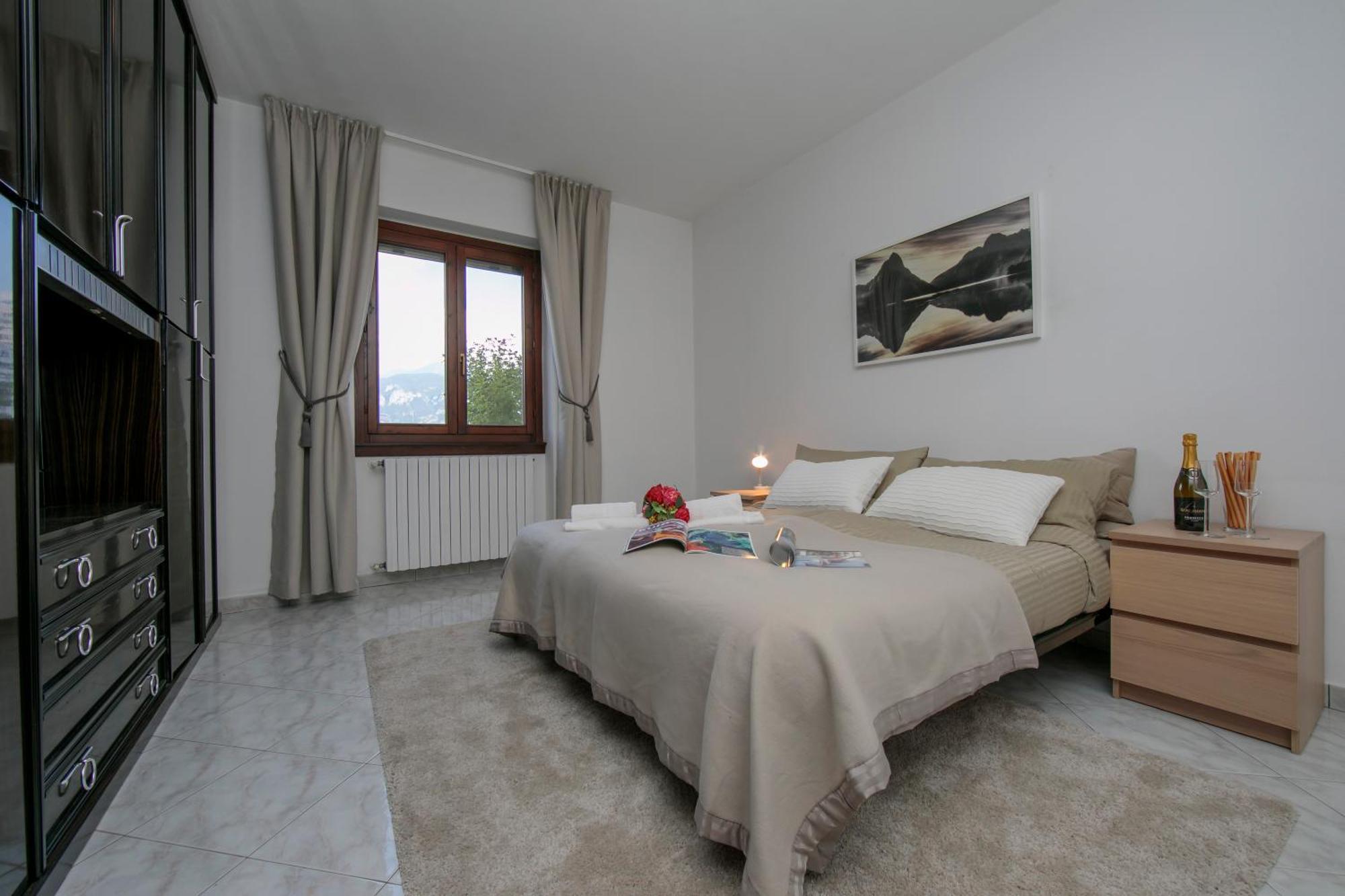 דירות מנאג'יו Sonenga Panoramic Terrace מראה חיצוני תמונה
