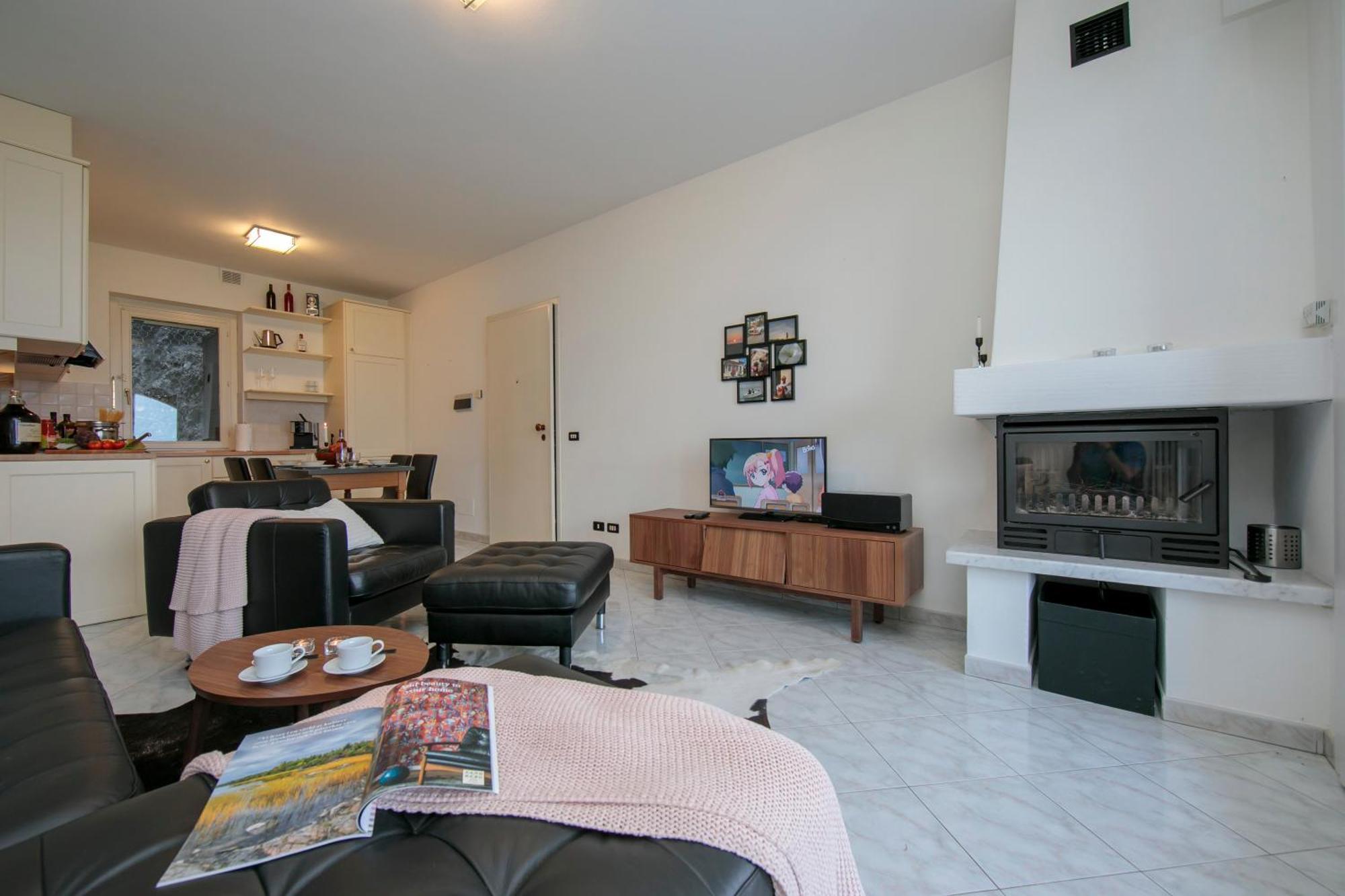 דירות מנאג'יו Sonenga Panoramic Terrace מראה חיצוני תמונה