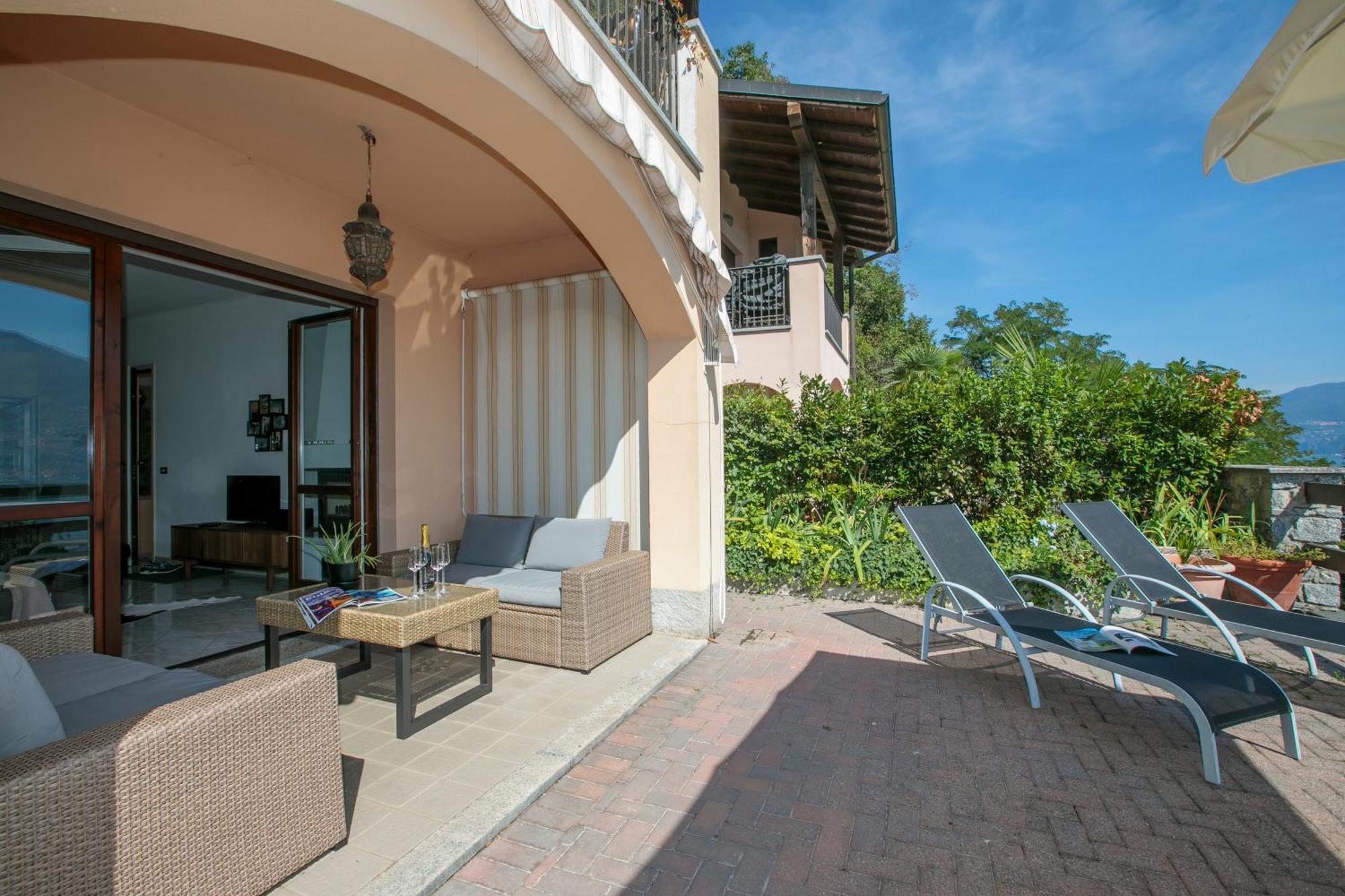 דירות מנאג'יו Sonenga Panoramic Terrace מראה חיצוני תמונה